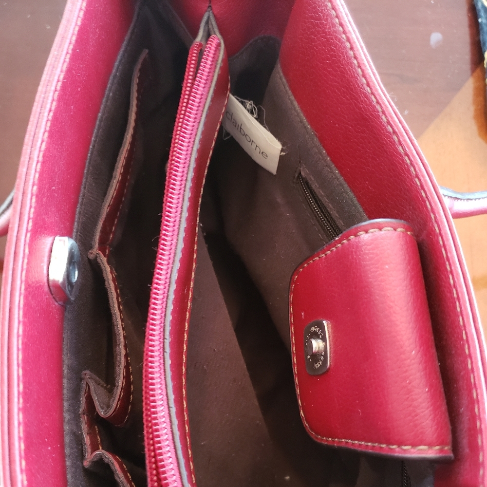 Vintage Liz Claiborne red handbag - Picture 3 of 5